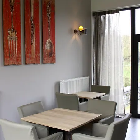 Frühstückspension Maison D'hotes La Lavandiere 4*